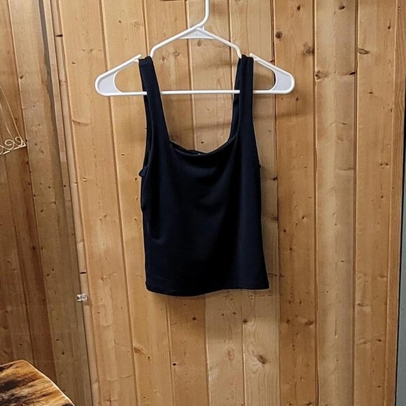 Hollister Tops - Hollister Co Tank Top in Medium, Stylish and Comfortable